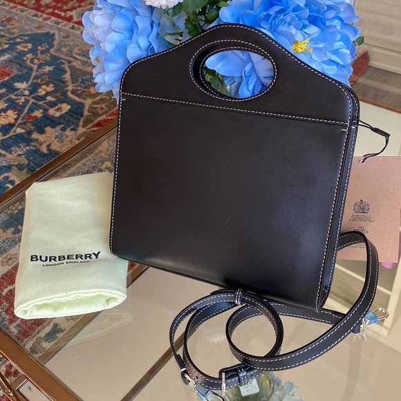 Authentic Burberry bag - Picture 10 of 17